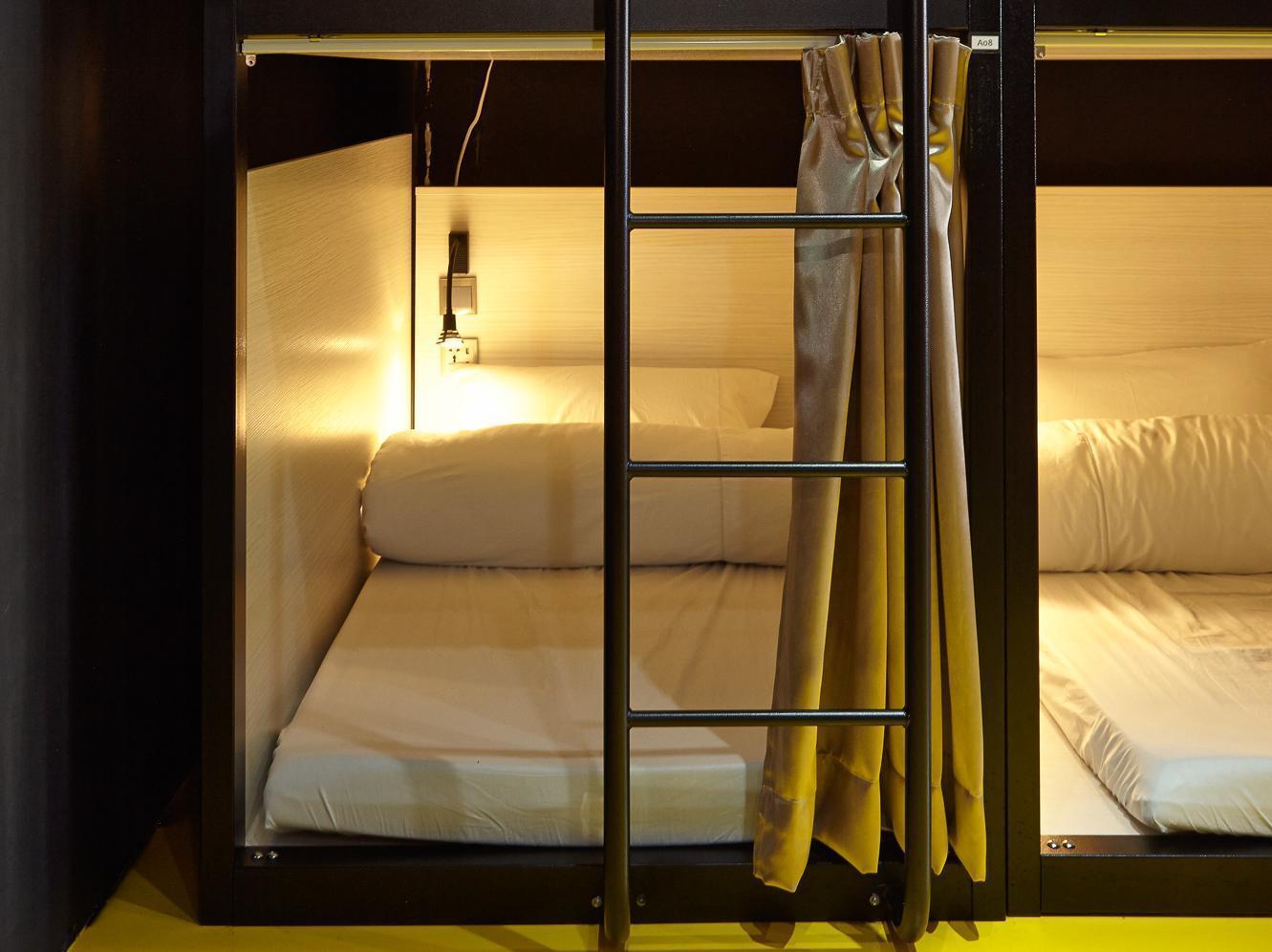 Here X There Hostel Taipei Main Station מראה חיצוני תמונה