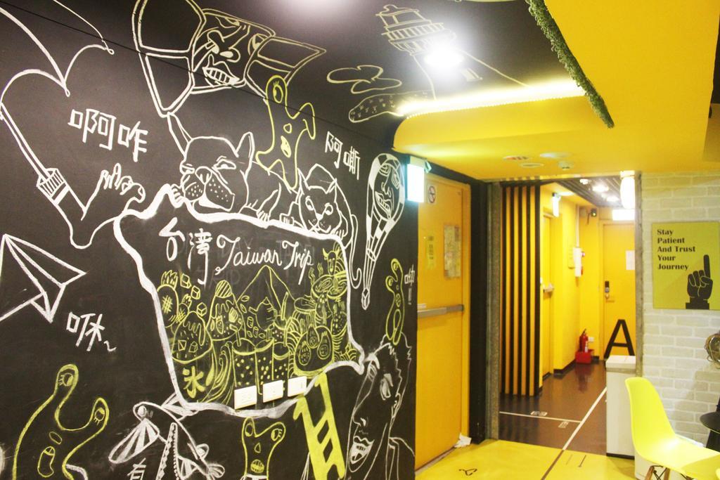 Here X There Hostel Taipei Main Station מראה חיצוני תמונה