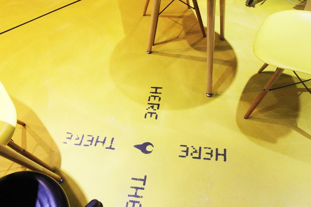 Here X There Hostel Taipei Main Station מראה חיצוני תמונה