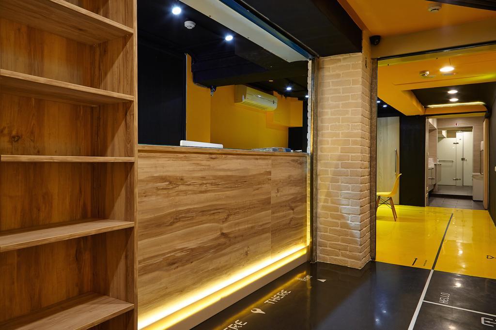 Here X There Hostel Taipei Main Station מראה חיצוני תמונה