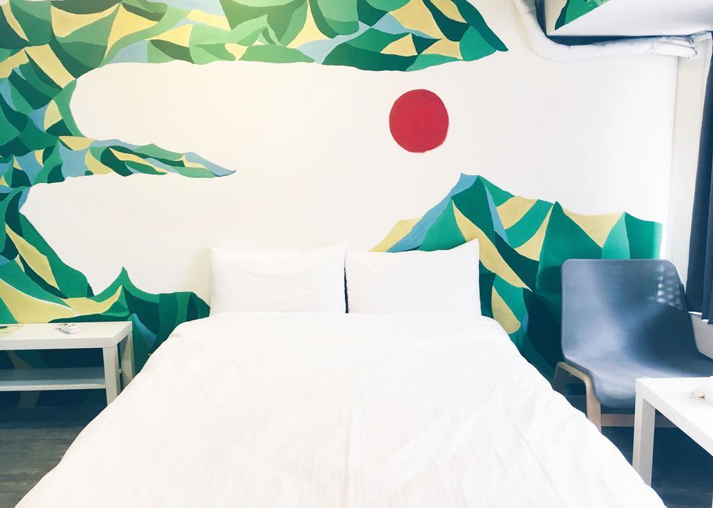 Here X There Hostel Taipei Main Station מראה חיצוני תמונה